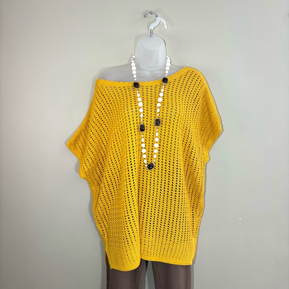 Old Navy Oversized Knit Sweater Vest Mustard Yellow Off Shoulder Sleeveless NWOT